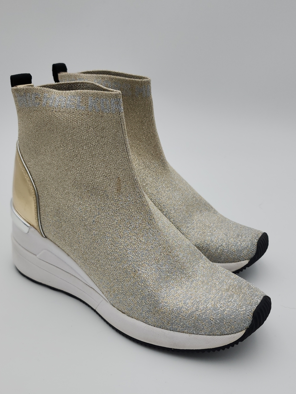 Michael Kors Size 6 Women's Metallic Knit Slip-On Sneakers - Gold And Silver